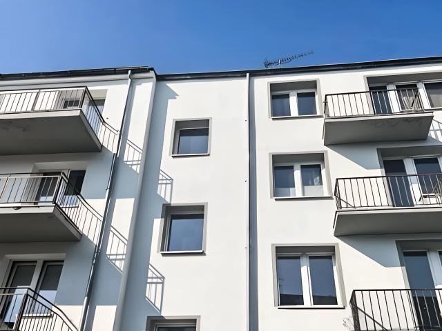 4 Zi DG Wohnung / 86 m² Frisch renoviert Perfekt für Eigennutzer oder Kapitalanleger!