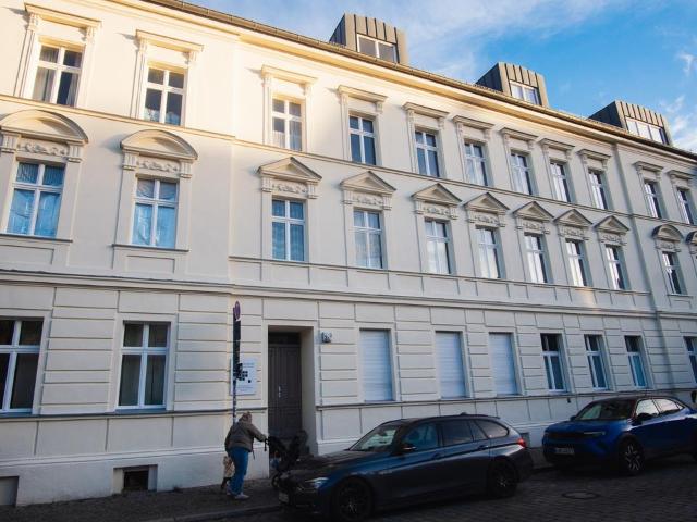 4 Zi DG Wohnung Altstadt Köpenick FamilieWGPaar