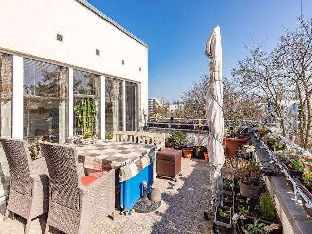 4 Zi. DG Wohnung in preisgekrönter Parksiedlung Investmentchance