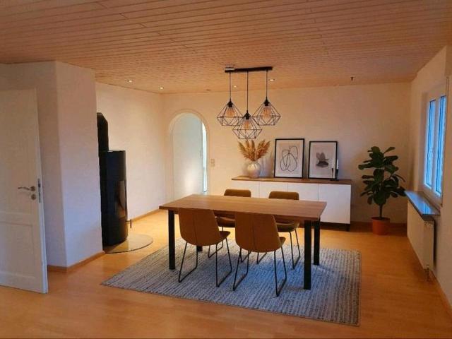 ●4 Zi 110m² Wohnung mit Alpenblick, Kamin & 2 Bädern, Hauingen●