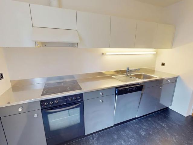 4 Zimmer, 73 m², 2. Stock