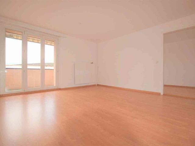 4 Zimmer, 70 m², 1. Stock