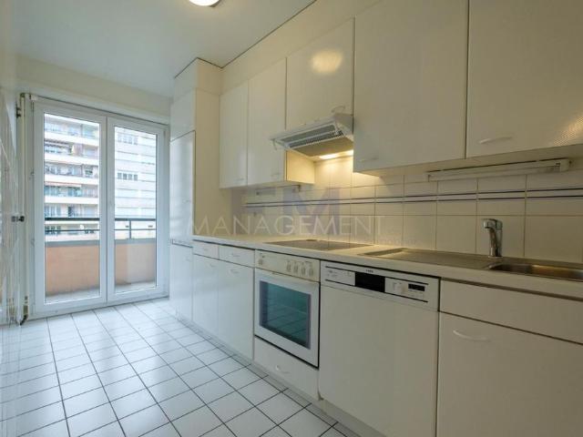 4 Zimmer, 77 m², 1. Stock