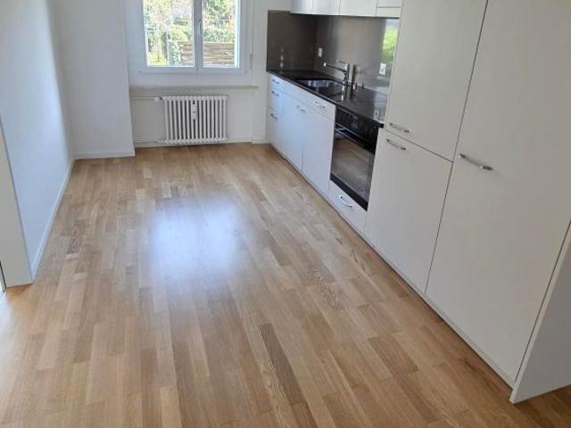 4 Zimmer, 77 m², 3. Stock