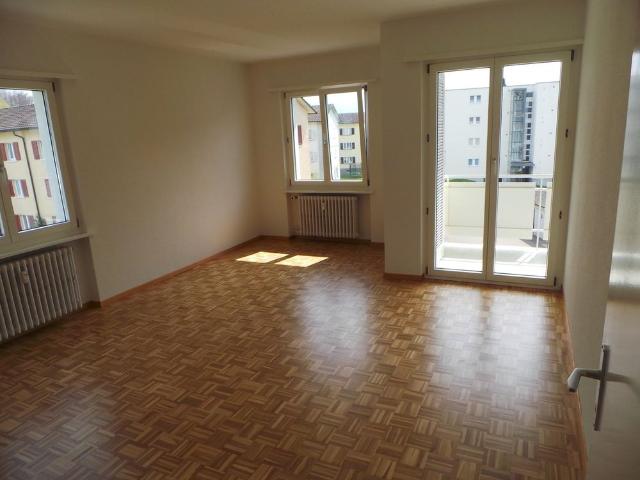 4 Zimmer, 75 m², 1. Stock