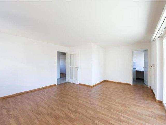 4 Zimmer, 75 m², 2. Stock