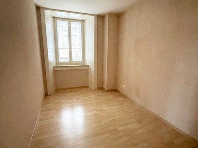 4 Zimmer, 75 m², 2. Stock