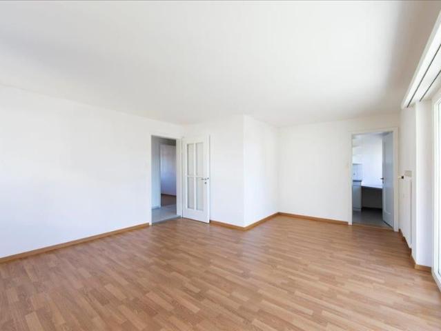4 Zimmer, 75 m², 2. Stock