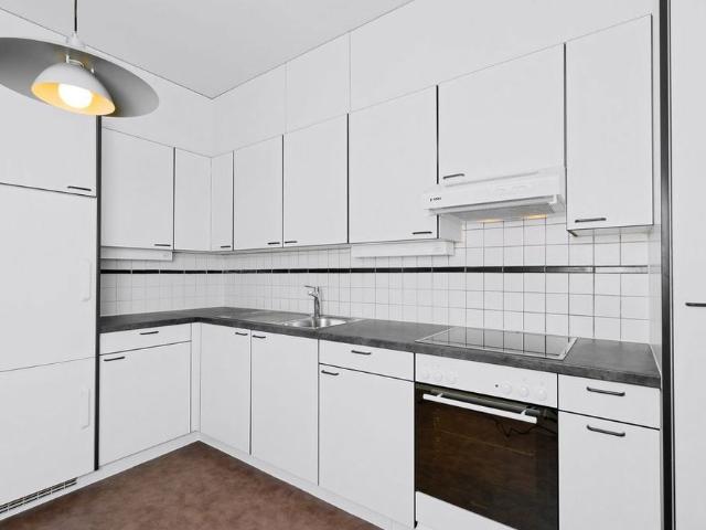 4 Zimmer, 76 m², 10. Stock
