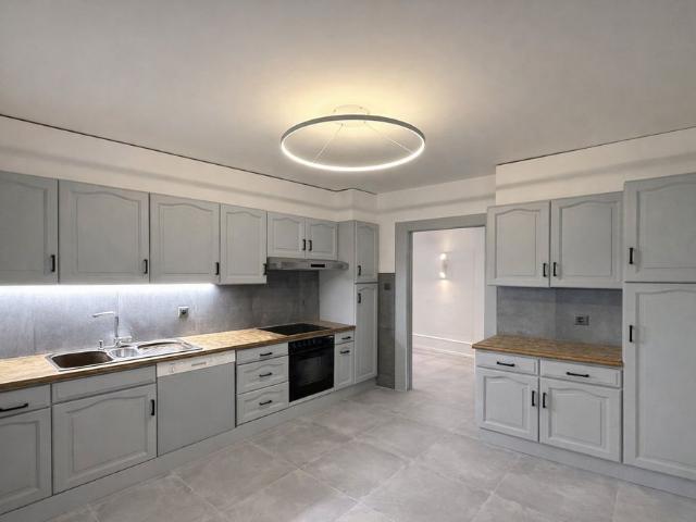 4 Zimmer, 76 m², 1. Stock