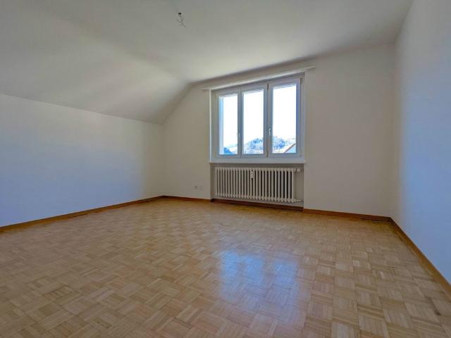 4 Zimmer, 76 m², 2. Stock