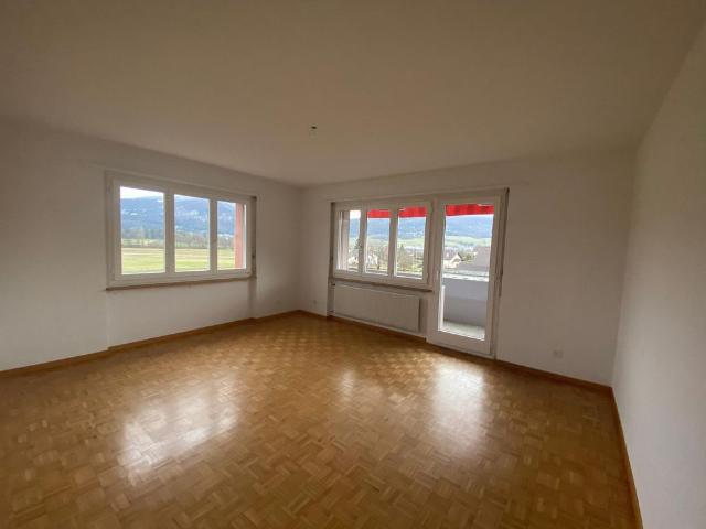 4 Zimmer, 76 m², 2. Stock
