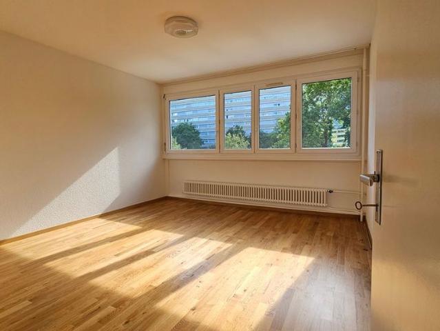 4 Zimmer, 83 m², 2. Stock