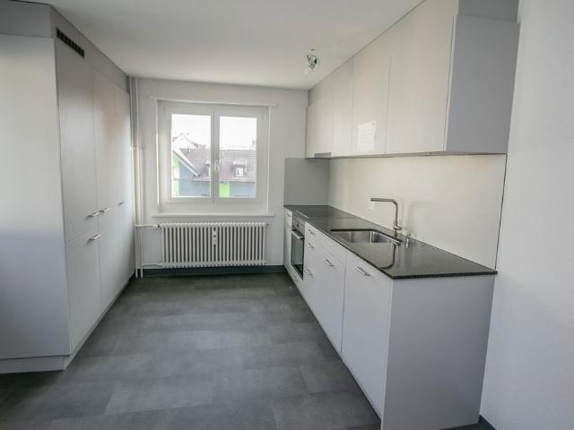4 Zimmer, 83 m², 2. Stock