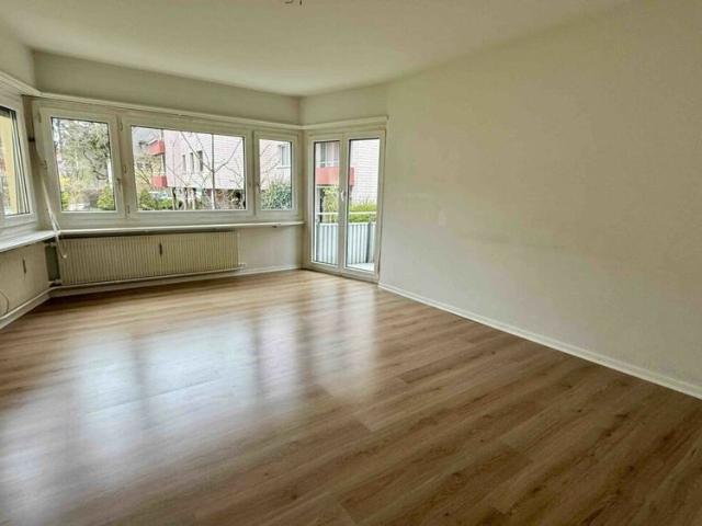 4 Zimmer, 80 m², 1. Stock