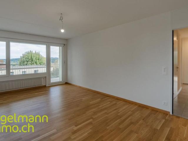 4 Zimmer, 80 m², 1. Stock