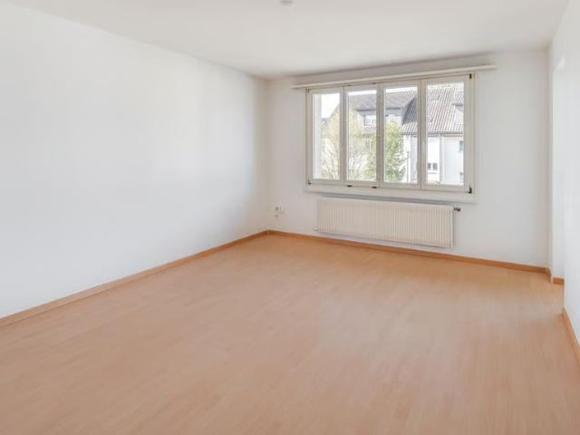 4 Zimmer, 80 m², 1. Stock