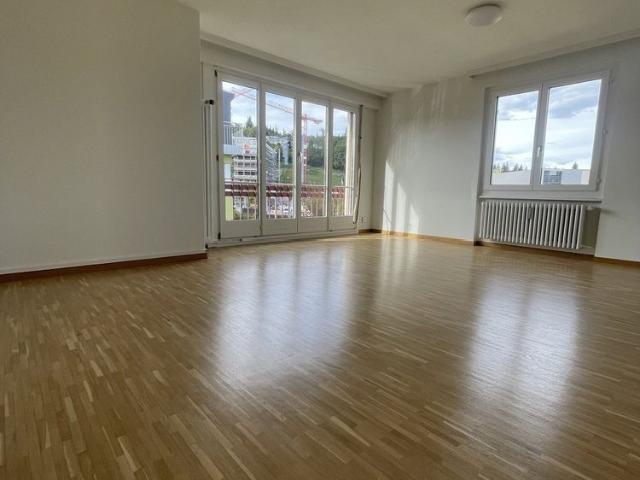 4 Zimmer, 80 m², 2. Stock