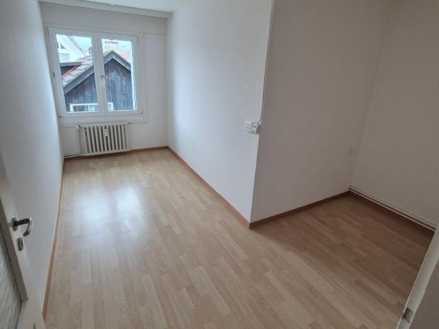 4 Zimmer, 80 m², 2. Stock