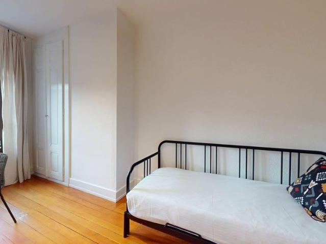 4 Zimmer, 80 m², 4. Stock