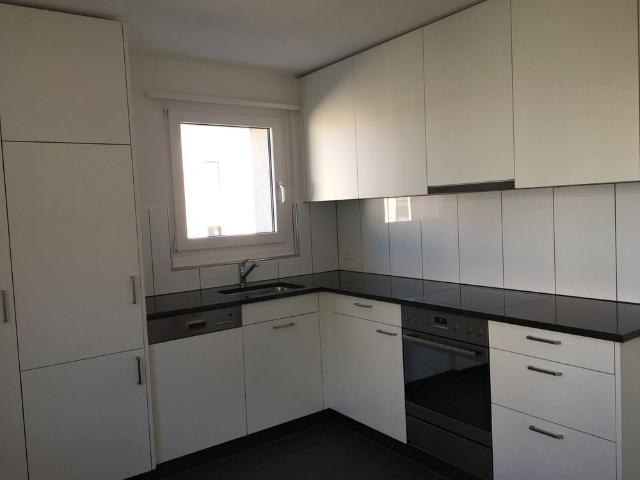 4 Zimmer, 81 m², 2. Stock