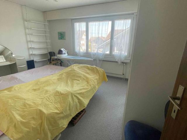 4 Zimmer, 82 m², 2. Stock
