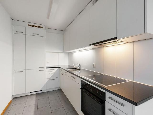 4 Zimmer, 87 m², 13. Stock