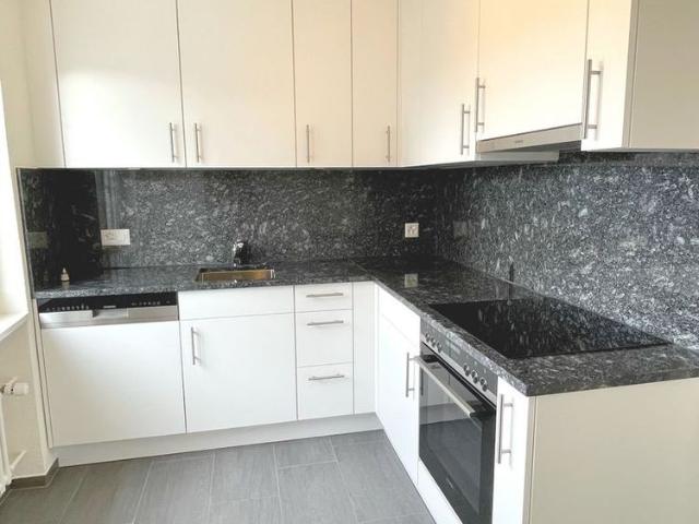 4 Zimmer, 84 m², 2. Stock