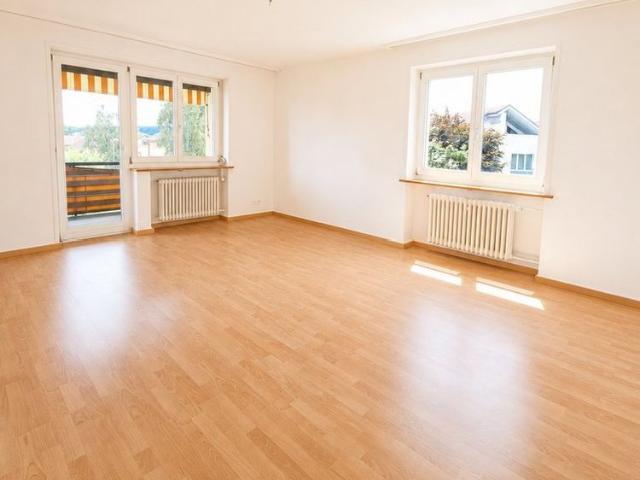 4 Zimmer, 84 m², 2. Stock