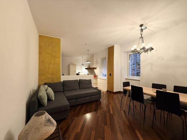 4 Zimmer, 86 m², 1. Stock