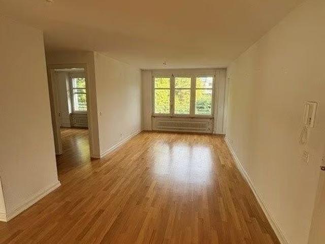 4 Zimmer, 93 m², 2. Stock