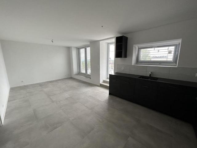 4 Zimmer, 90 m², 1. Stock