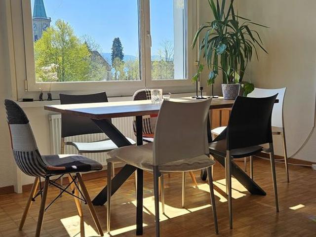 4 Zimmer, 90 m², 1. Stock