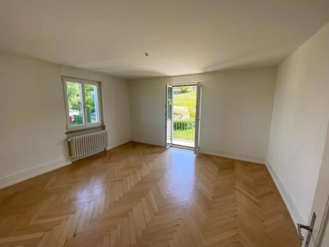 4 Zimmer, 90 m², 1. Stock