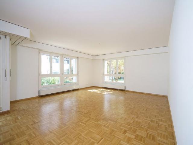 4 Zimmer, 90 m², 1. Stock