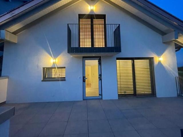 4 Zimmer, 90 m², 1. Stock