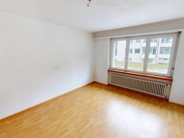 4 Zimmer, 90 m², 1. Stock