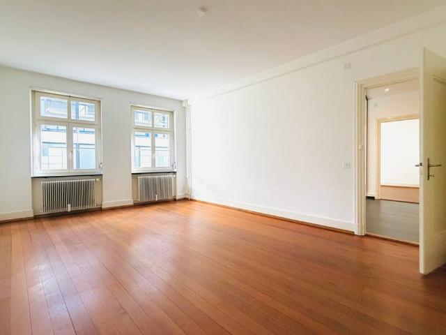 4 Zimmer, 90 m², 2. Stock