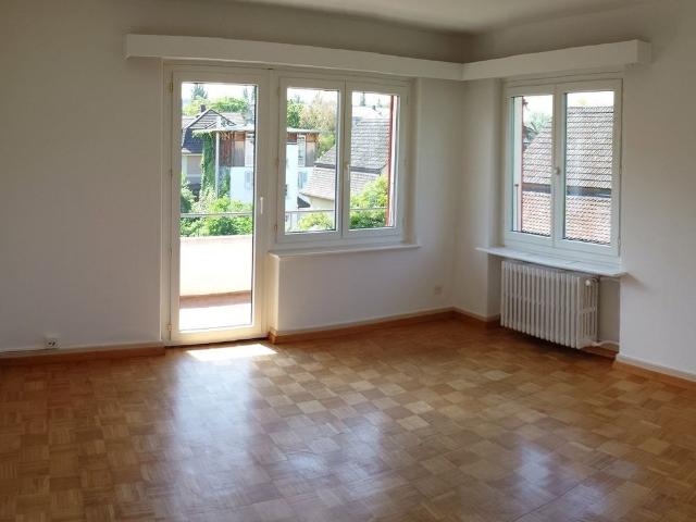 4 Zimmer, 90 m², 2. Stock