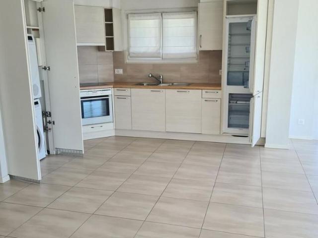 4 Zimmer, 90 m², 4. Stock