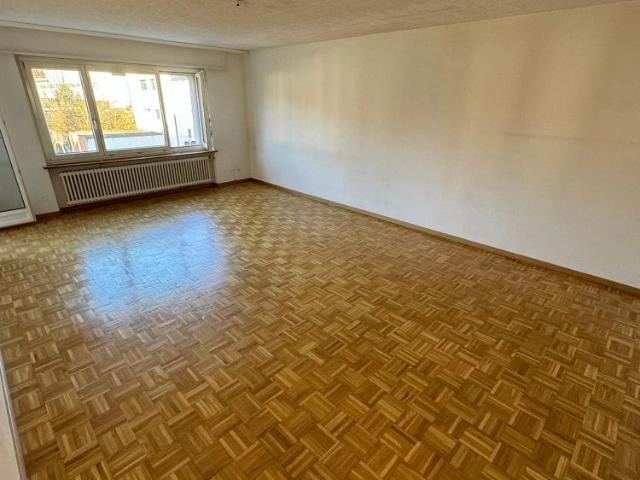 4 Zimmer, 92 m², 1. Stock
