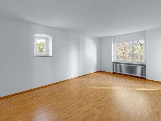 4 Zimmer, 97 m², 2. Stock