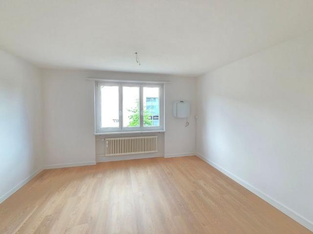 4 Zimmer, 95 m², 1. Stock