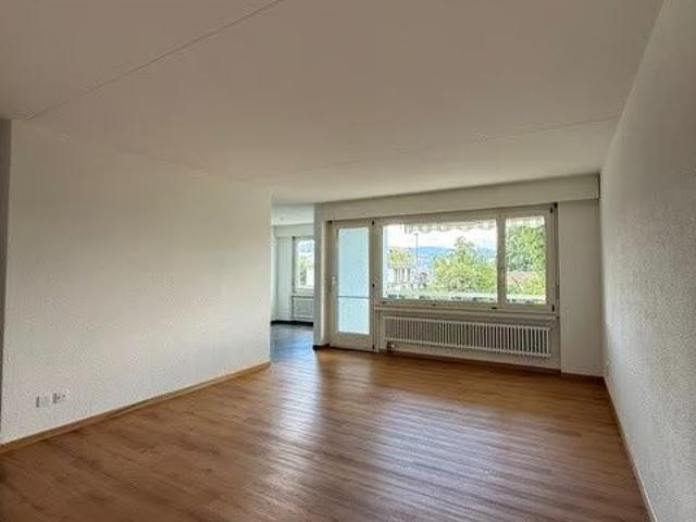 4 Zimmer, 95 m², 1. Stock