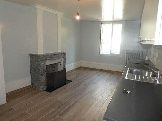 4 Zimmer, 95 m², 1. Stock