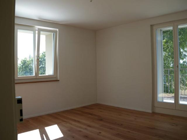 4 Zimmer, 95 m², 2. Stock