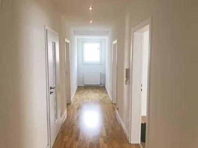 4 Zimmer 96 m² 825 € Kaltmiete Wohnungen in Albstadt Ebin.