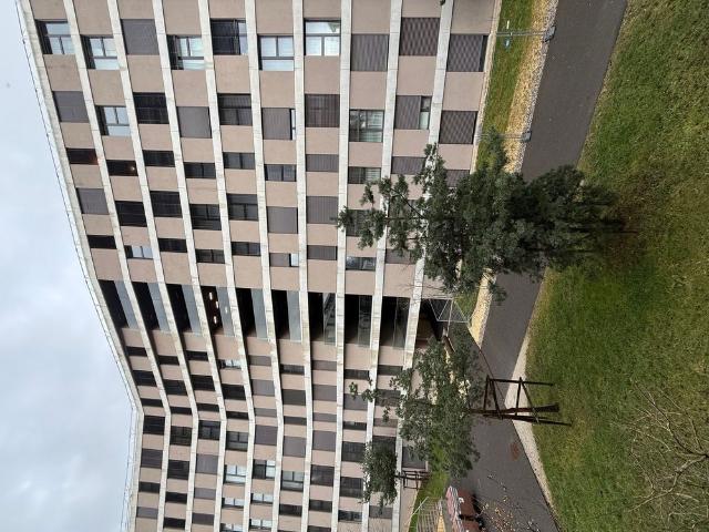 4 Zimmer, 98 m², 8. Stock