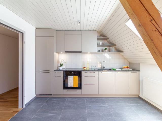 4 Zimmer, 100 m², 5. Stock