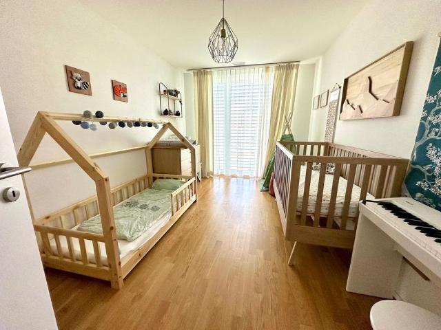 4 Zimmer, 100 m², 1. Stock